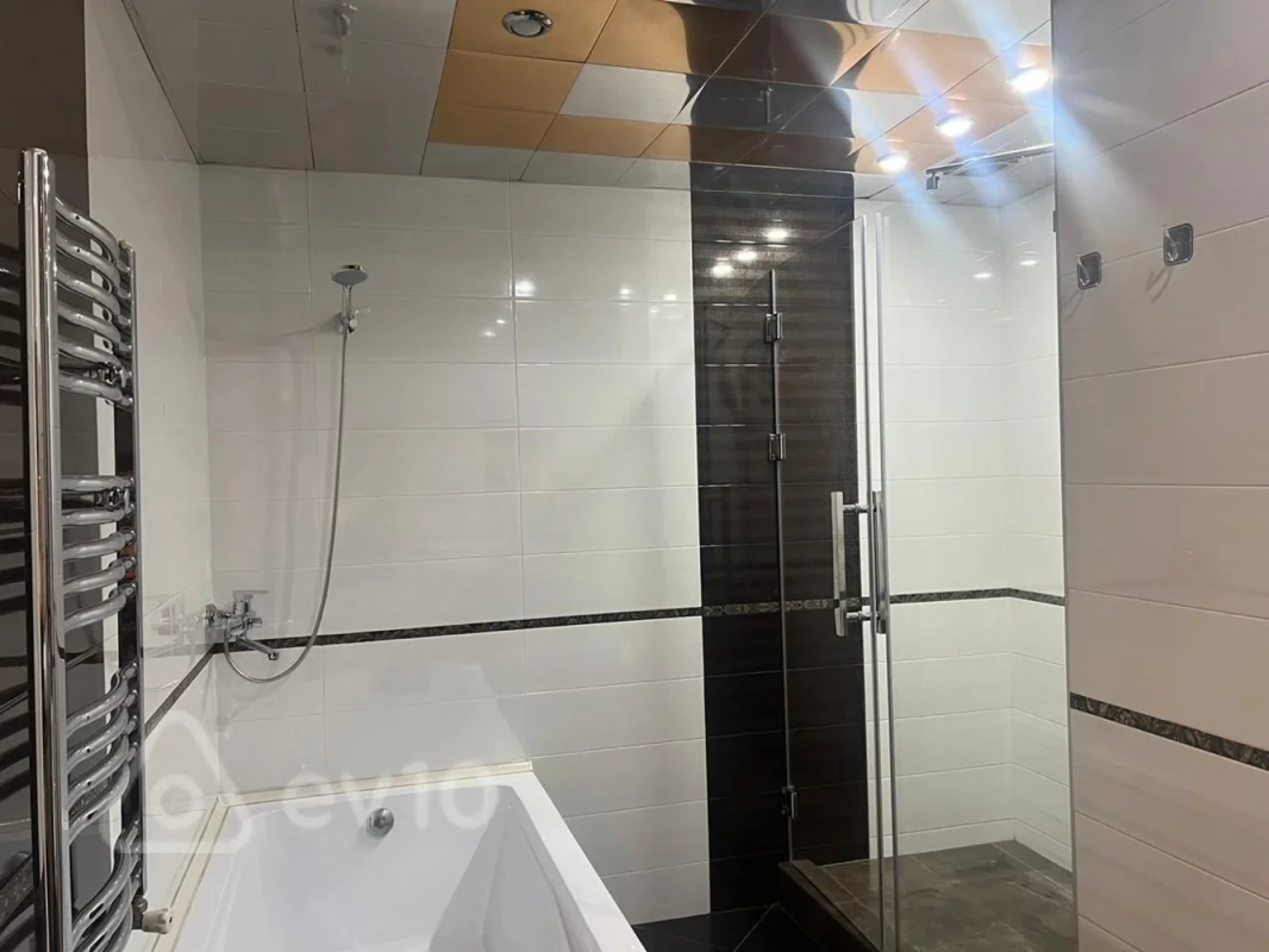 Kirayə verilir 4 otaqlı yeni tikili 170 m²