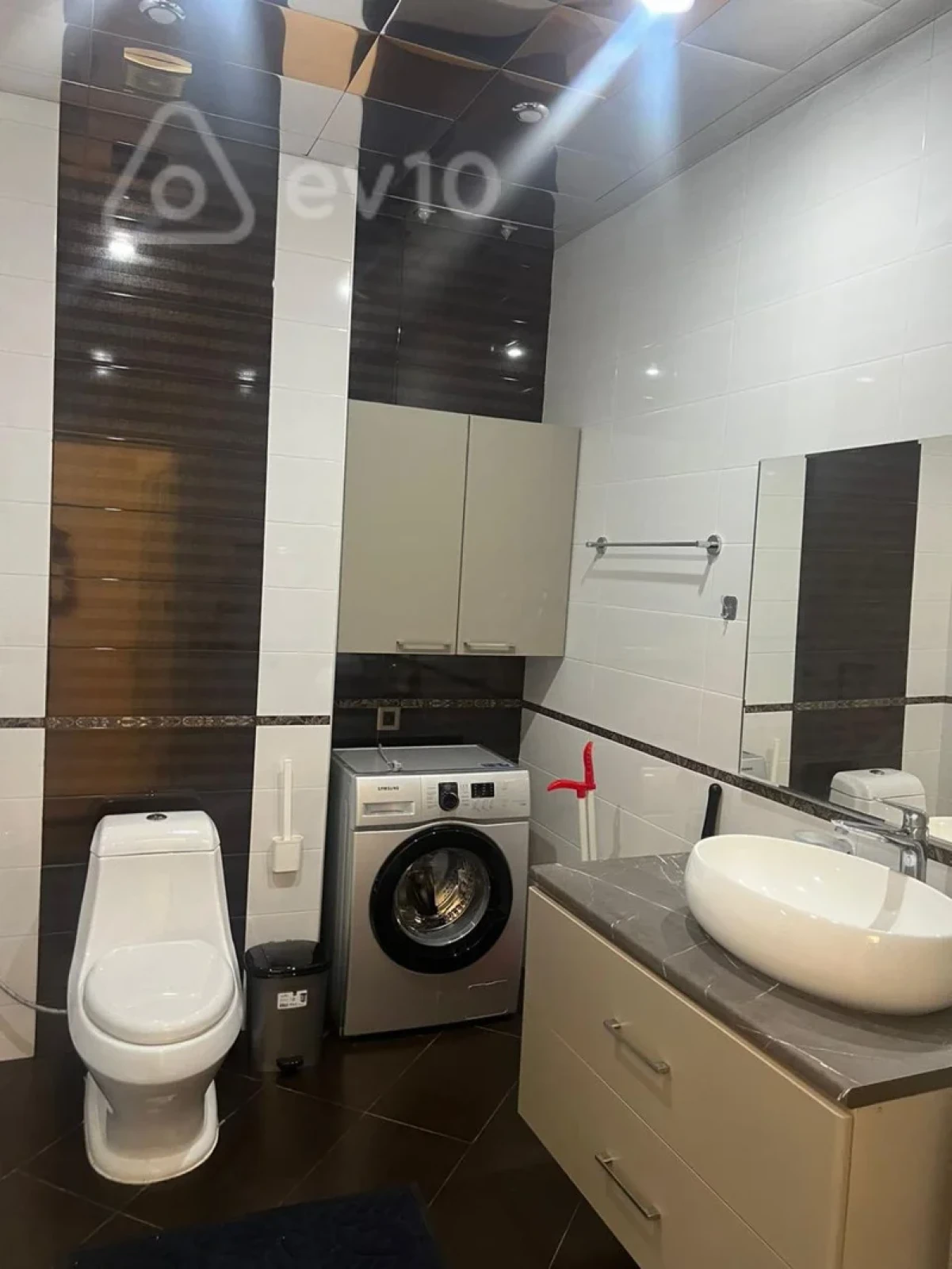 Kirayə verilir 4 otaqlı yeni tikili 170 m²