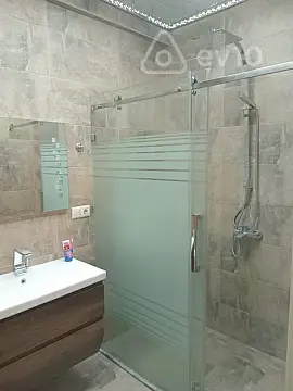 Kirayə verilir 2 otaqlı yeni tikili 65 m²