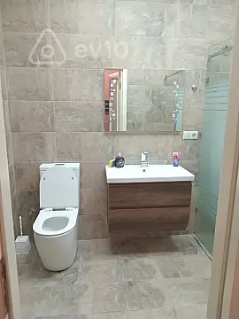 Kirayə verilir 2 otaqlı yeni tikili 65 m²