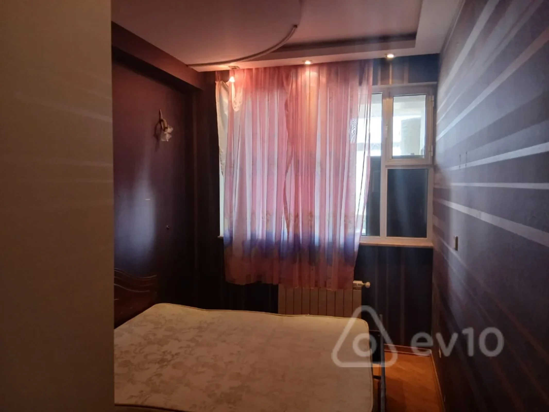 Kirayə verilir 3 otaqlı yeni tikili 95 m²