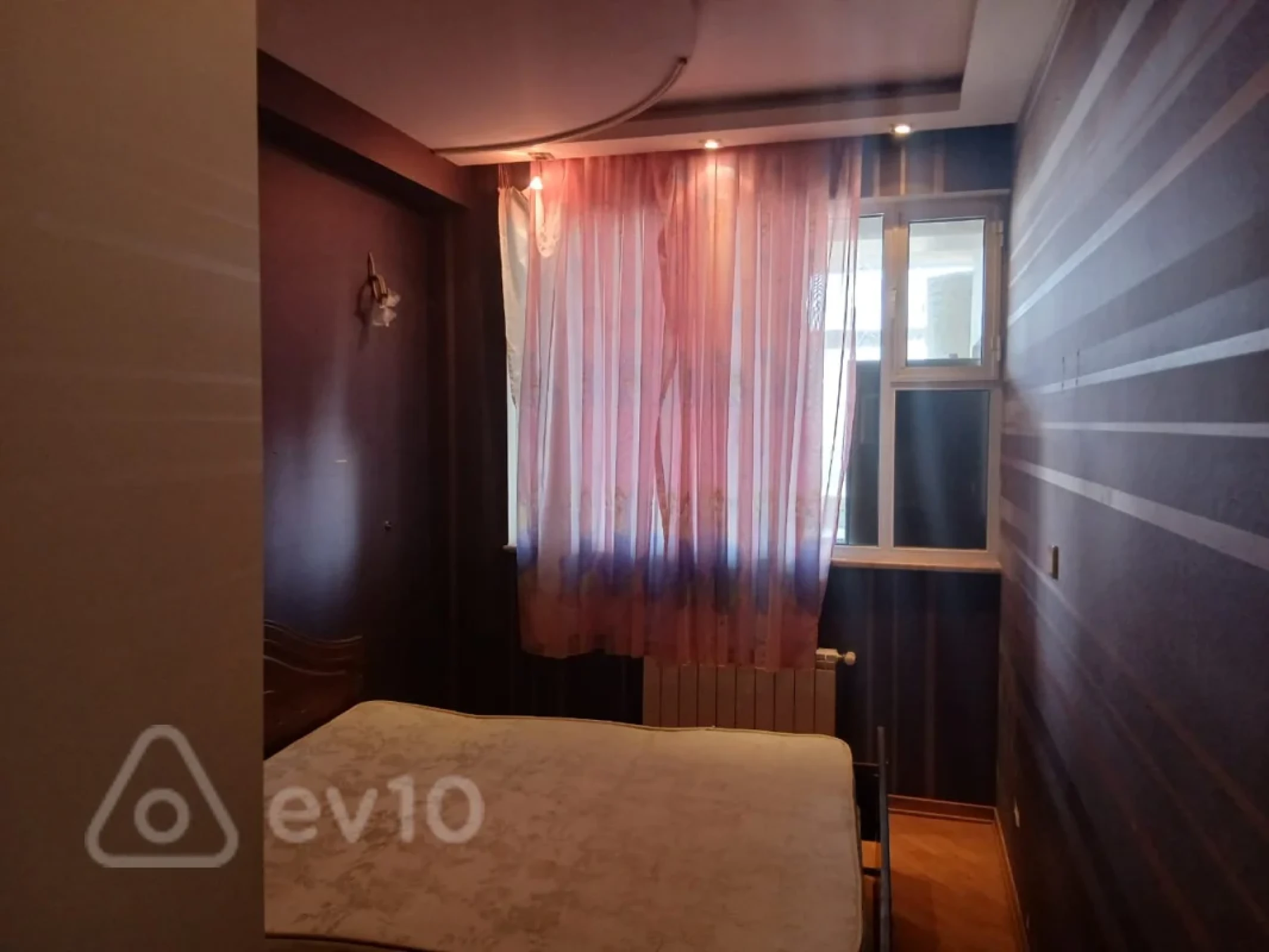 Kirayə verilir 3 otaqlı yeni tikili 95 m²
