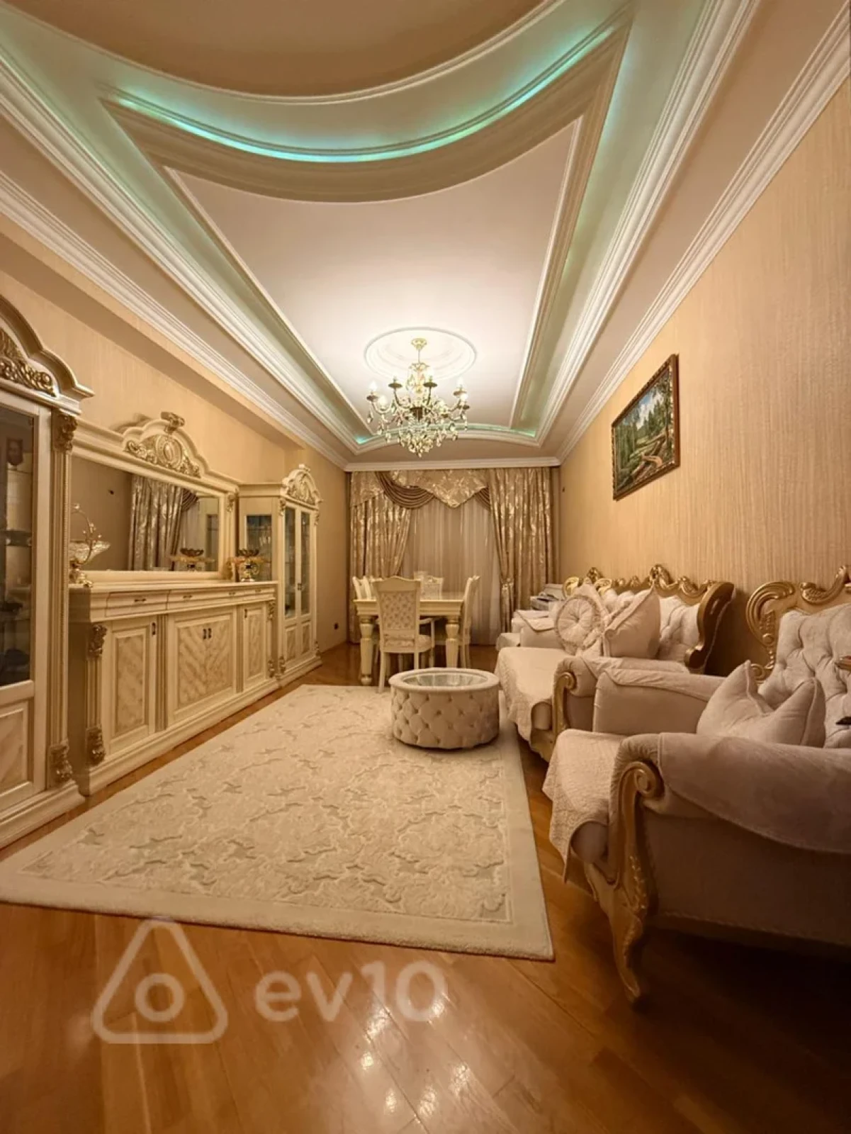 Satılır 3 otaqlı yeni tikili 118 m²