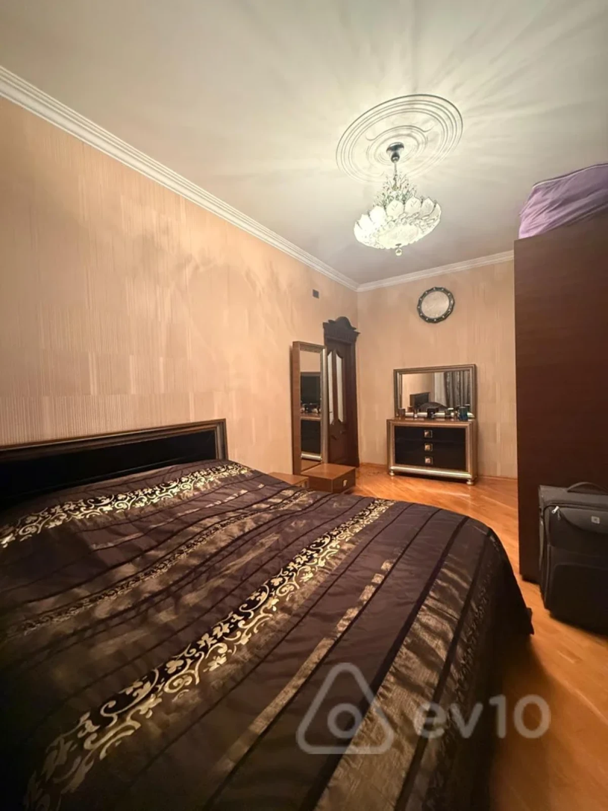 Satılır 3 otaqlı yeni tikili 118 m²