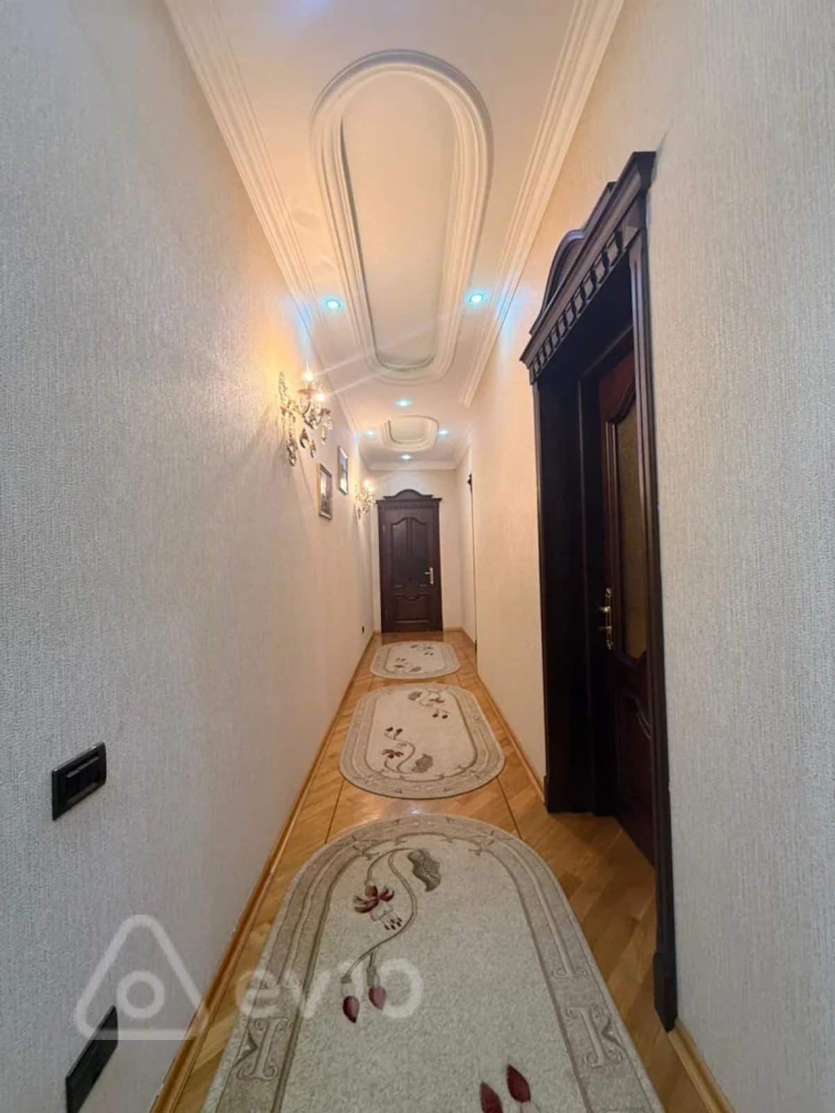 Satılır 3 otaqlı yeni tikili 118 m²