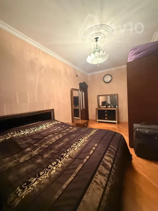 Satılır 3 otaqlı yeni tikili 118 m²
