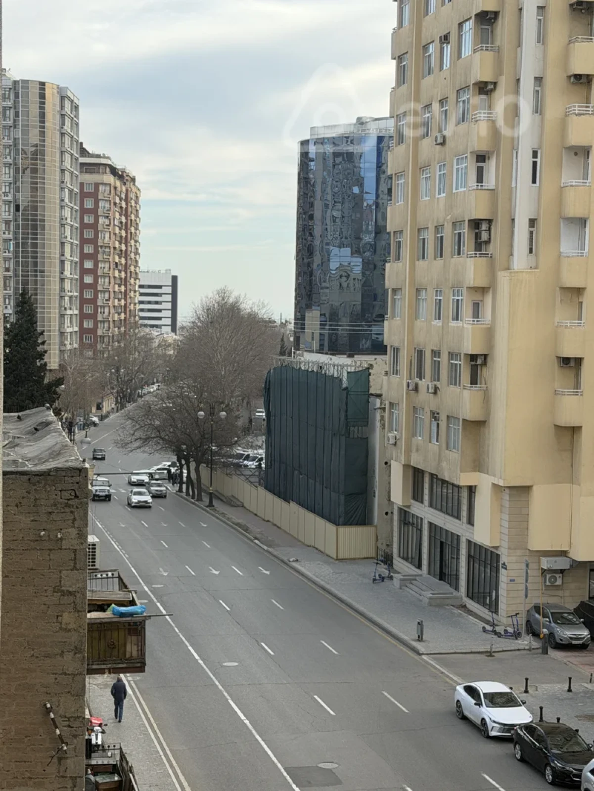 Satılır 3 otaqlı yeni tikili 260 m²