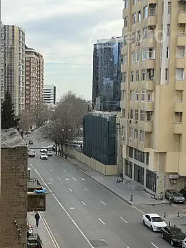 Satılır 3 otaqlı yeni tikili 260 m²