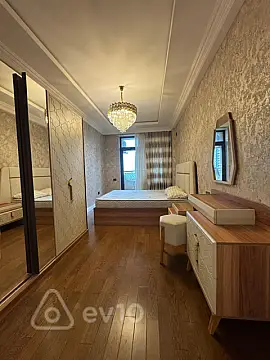 Kirayə verilir 2 otaqlı yeni tikili 65 m²