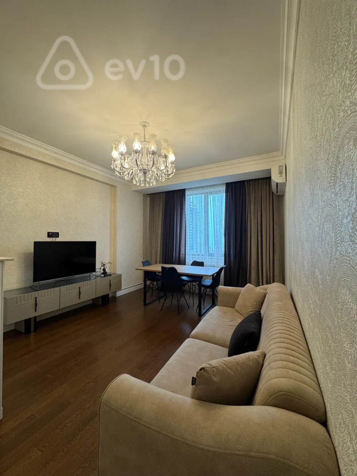Kirayə verilir 2 otaqlı yeni tikili 65 m²