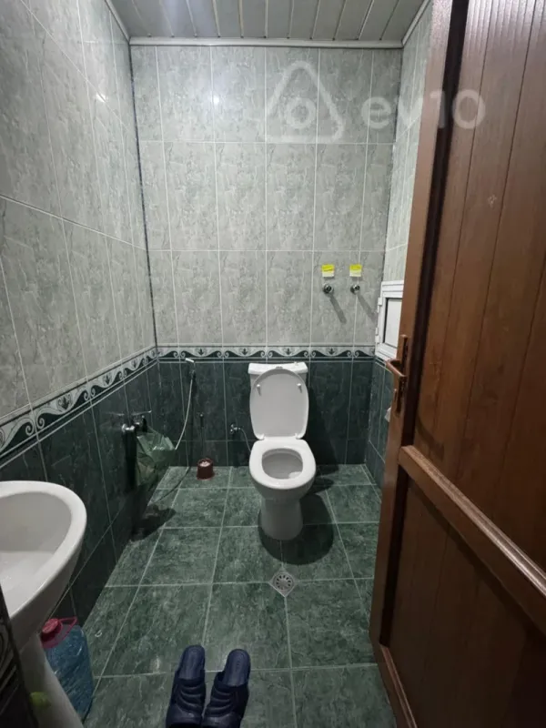 Kirayə verilir 3 otaqlı yeni tikili 110 m²