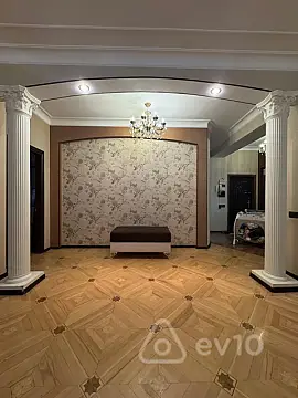 Kirayə verilir 3 otaqlı yeni tikili 150 m²