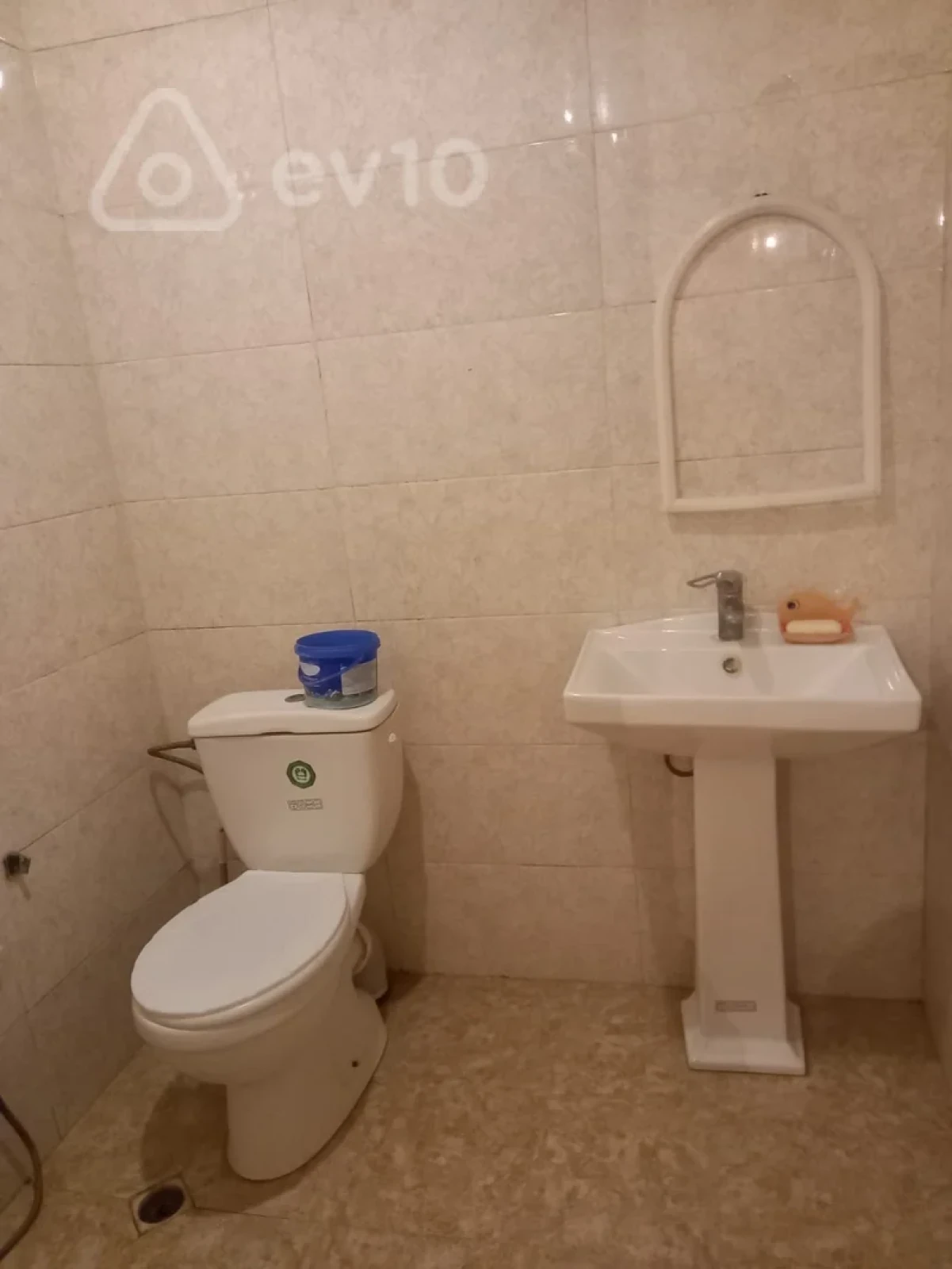 Kirayə verilir 2 otaqlı həyət evi 55 m²