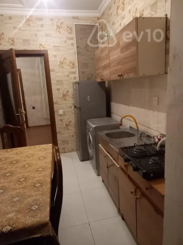 Kirayə verilir 2 otaqlı həyət evi 55 m²
