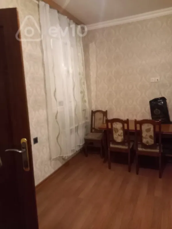 Kirayə verilir 2 otaqlı həyət evi 55 m²