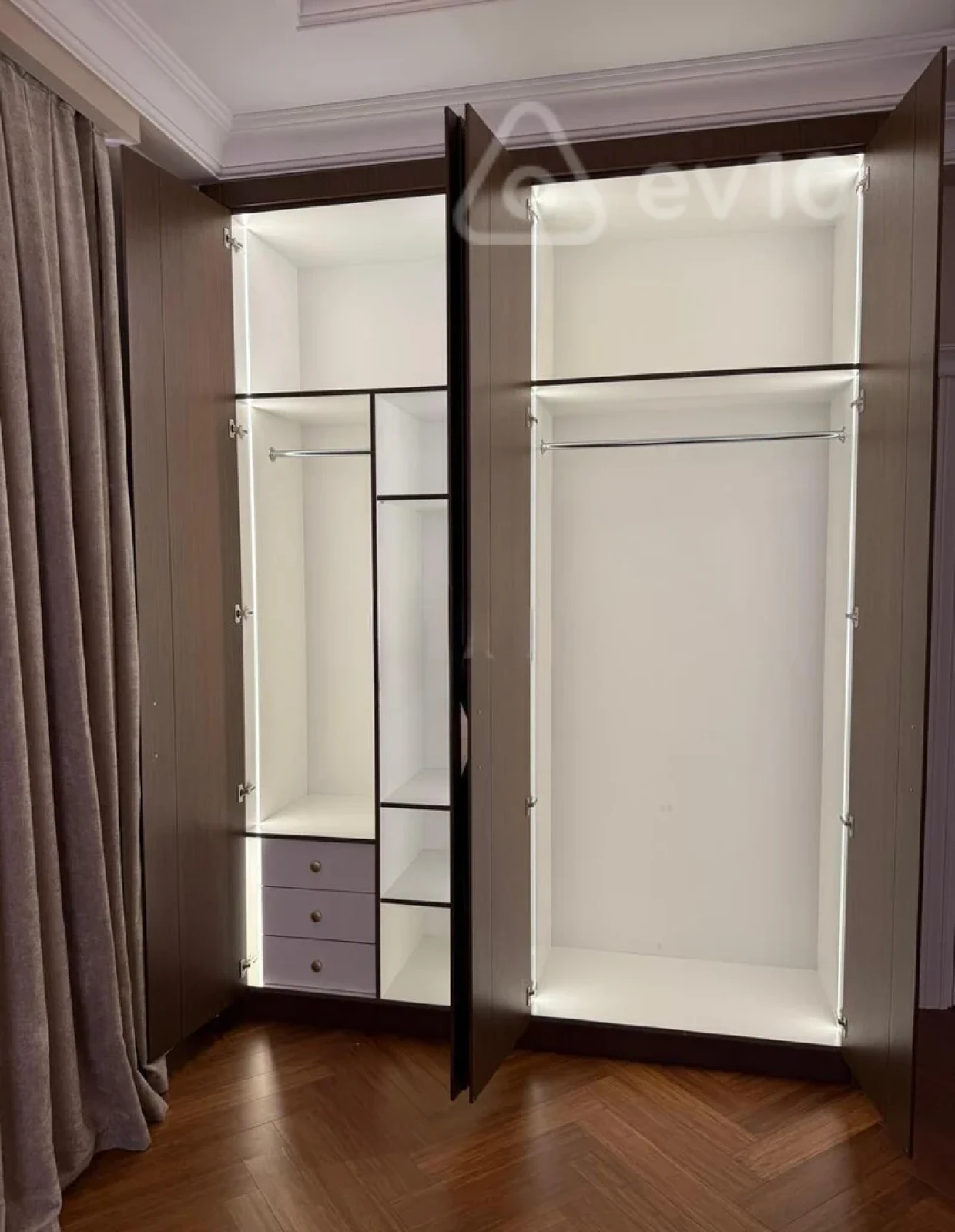 Satılır 4 otaqlı yeni tikili 240 m²