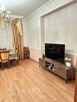 Satılır 2 otaqlı yeni tikili 96 m²