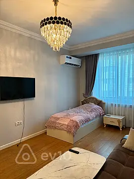 Kirayə verilir 3 otaqlı yeni tikili 95 m²
