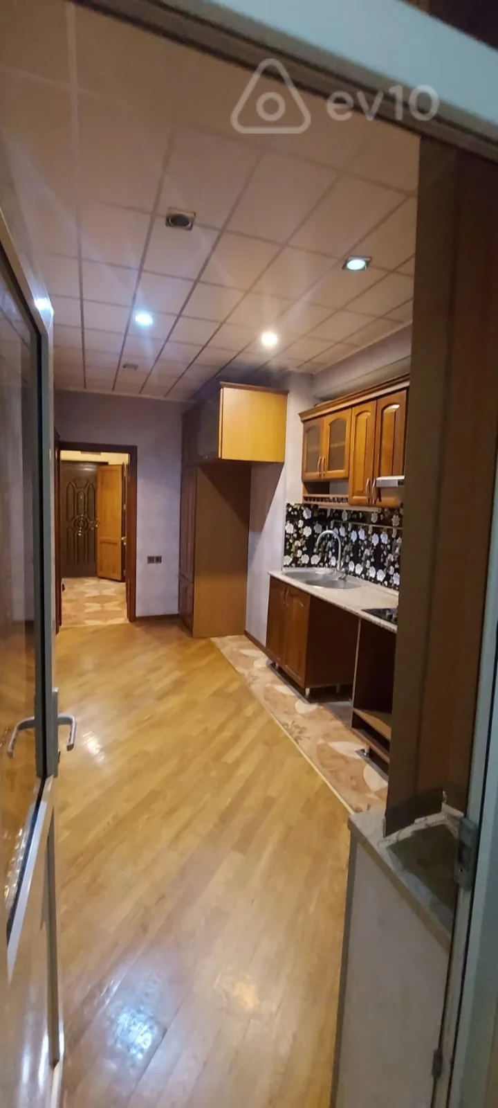 Satılır 2 otaqlı yeni tikili 60 m²