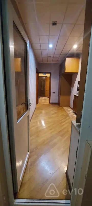 Satılır 2 otaqlı yeni tikili 60 m²