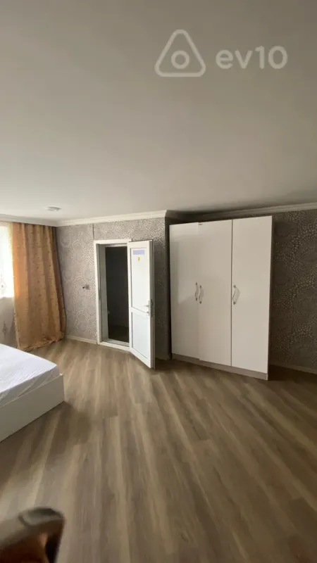 Kirayə verilir 2 otaqlı həyət evi 50 m²