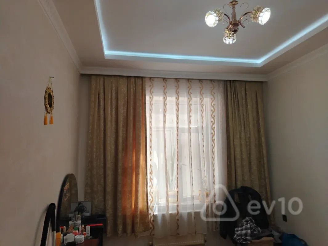 Satılır 4 otaqlı həyət evi 80 m²