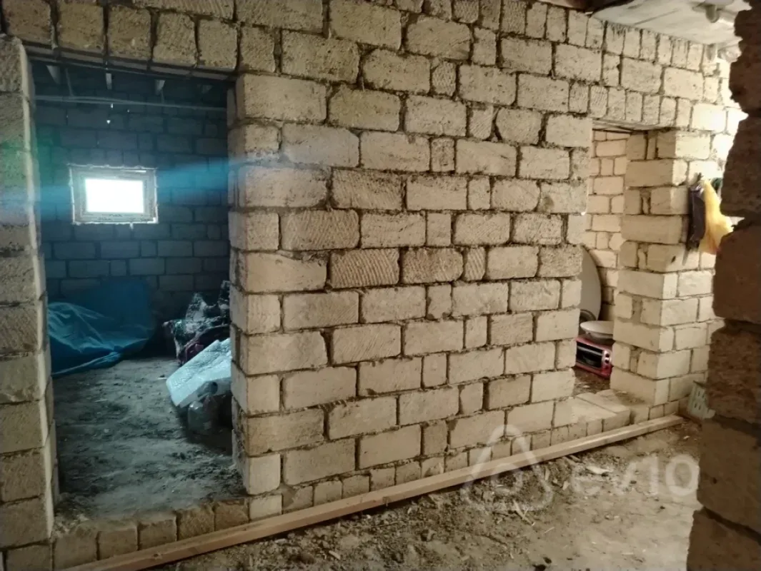 Satılır 4 otaqlı həyət evi 80 m²