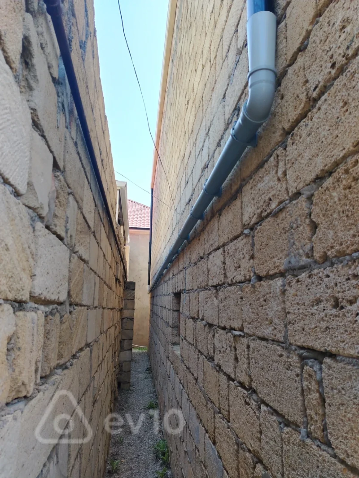 Satılır 4 otaqlı həyət evi 80 m²