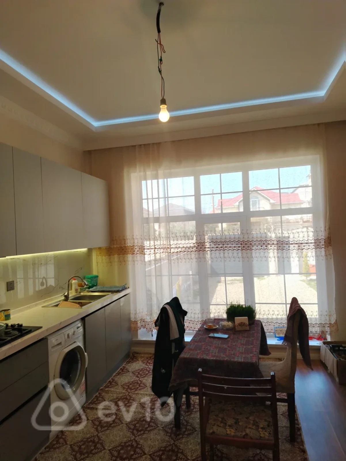 Satılır 4 otaqlı həyət evi 80 m²