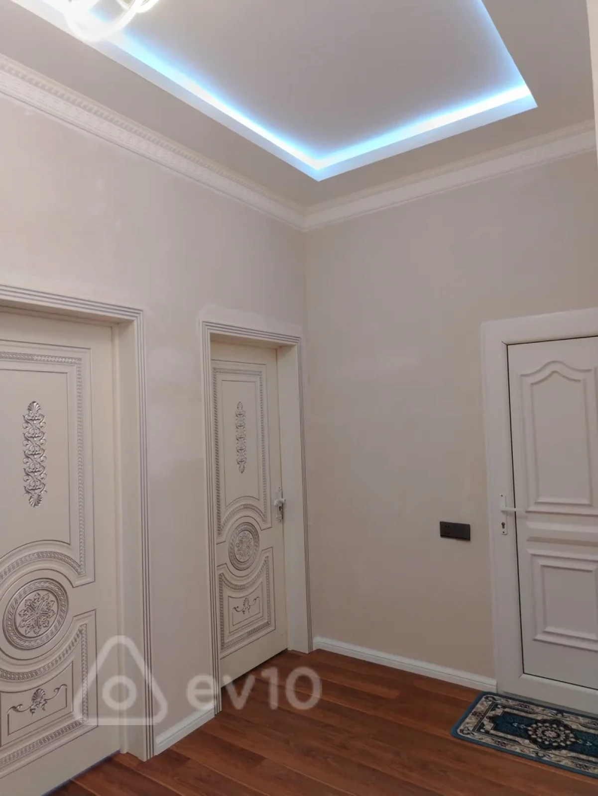 Satılır 4 otaqlı həyət evi 80 m²