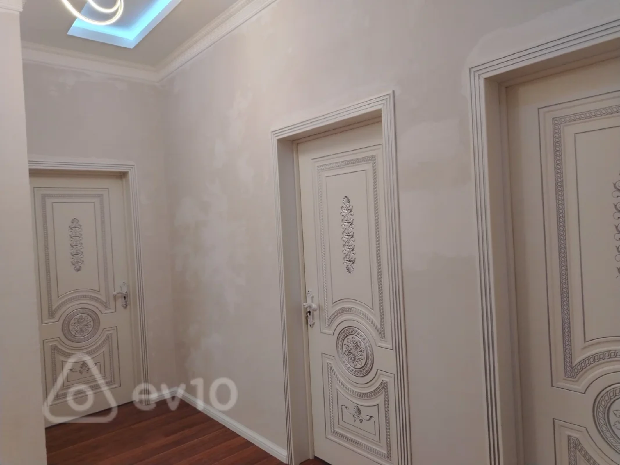 Satılır 4 otaqlı həyət evi 80 m²