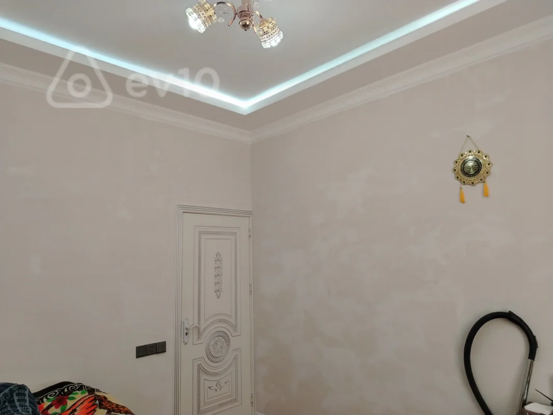 Satılır 4 otaqlı həyət evi 80 m²