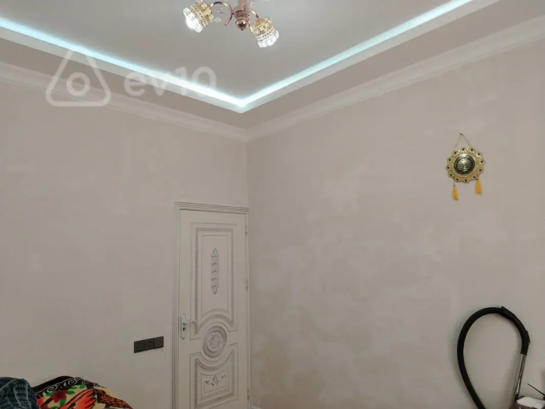 Satılır 4 otaqlı həyət evi 80 m²