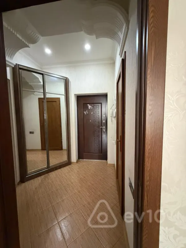 Satılır 2 otaqlı yeni tikili 53 m²