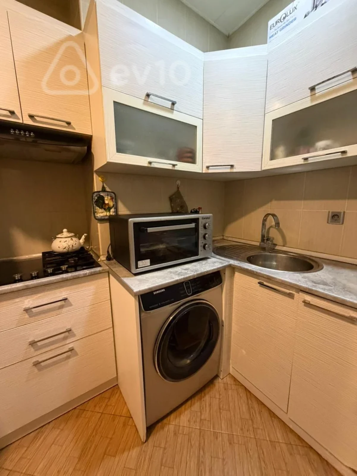 Satılır 2 otaqlı yeni tikili 53 m²