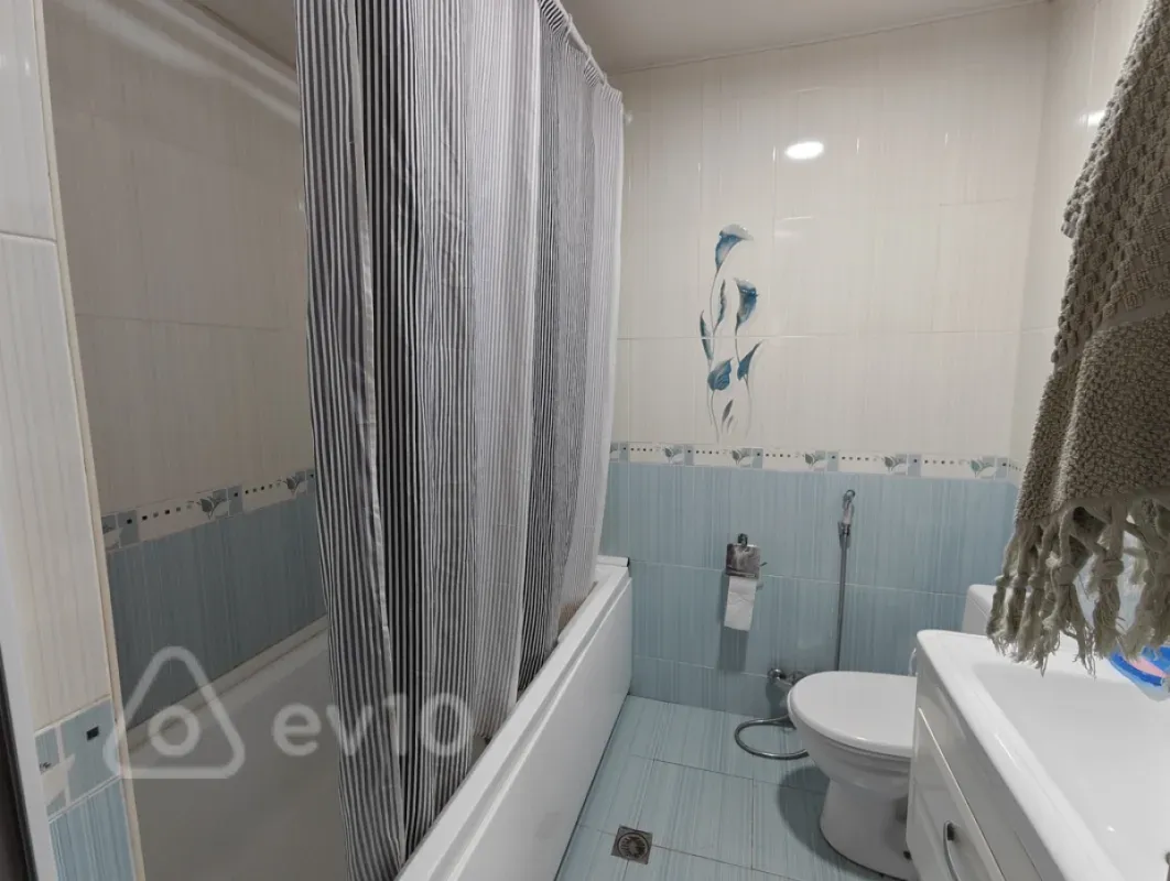 Satılır 3 otaqlı yeni tikili 83.7 m²