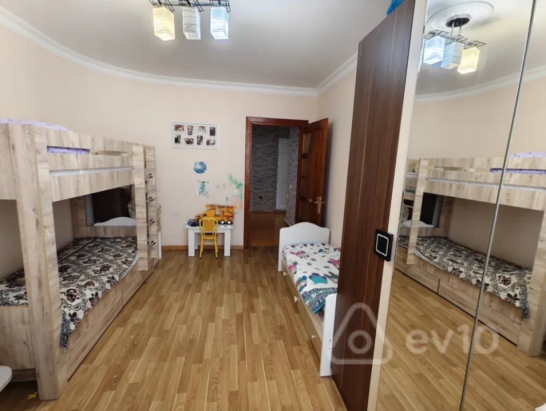 Satılır 3 otaqlı yeni tikili 83.7 m²