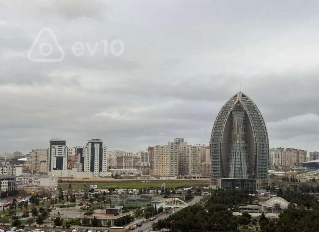 Satılır 4 otaqlı yeni tikili 189 m²