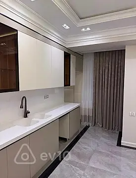 Satılır 4 otaqlı yeni tikili 189 m²