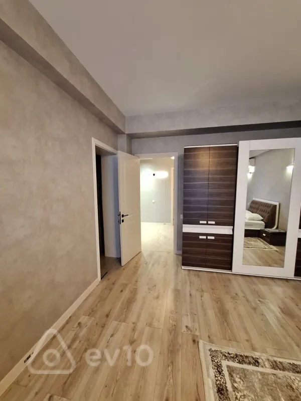 Kirayə verilir 3 otaqlı yeni tikili 120 m²