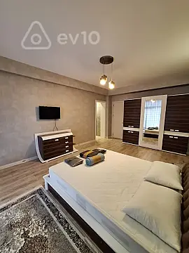 Kirayə verilir 3 otaqlı yeni tikili 120 m²