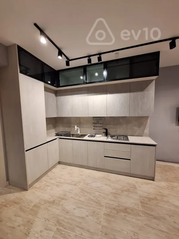 Kirayə verilir 3 otaqlı yeni tikili 120 m²