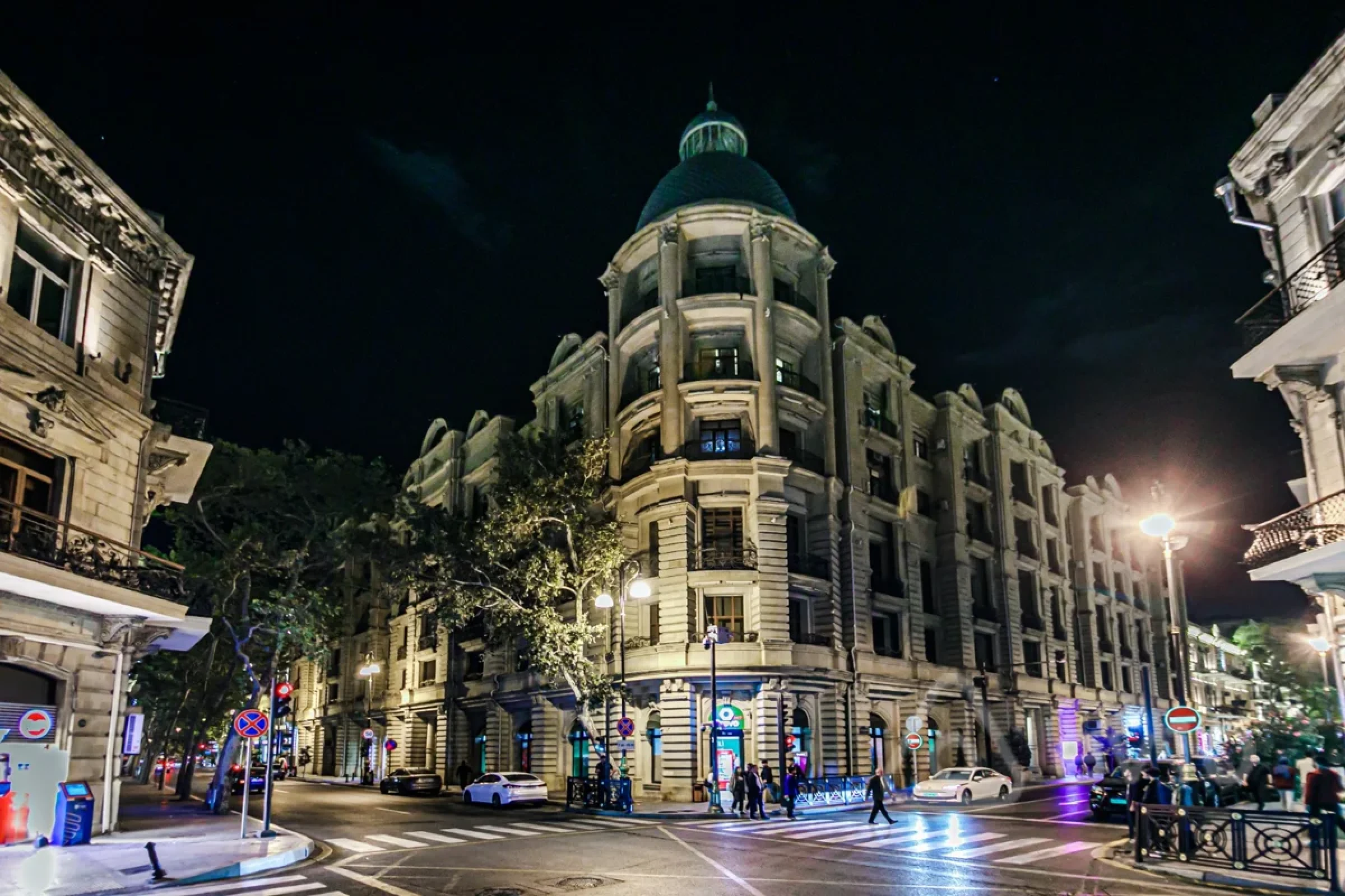 Satılır 3 otaqlı köhnə tikili 125 m²