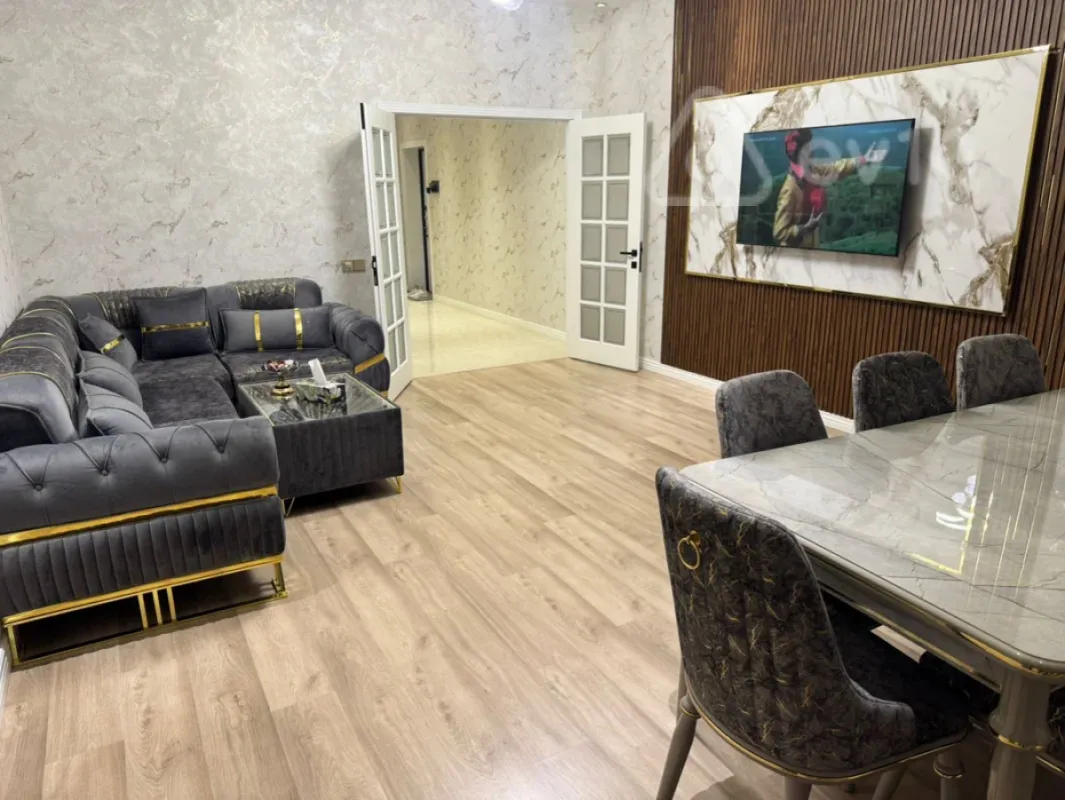 Satılır 3 otaqlı yeni tikili 128 m²