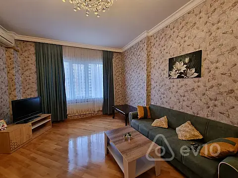 Kirayə verilir 2 otaqlı yeni tikili 100 m²