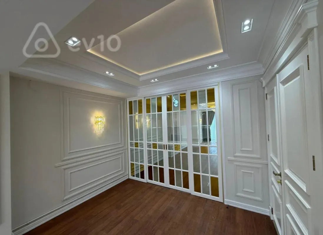 Satılır 4 otaqlı yeni tikili 179 m²