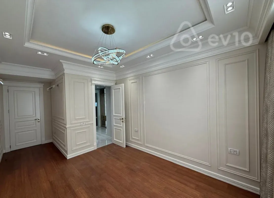 Satılır 4 otaqlı yeni tikili 179 m²