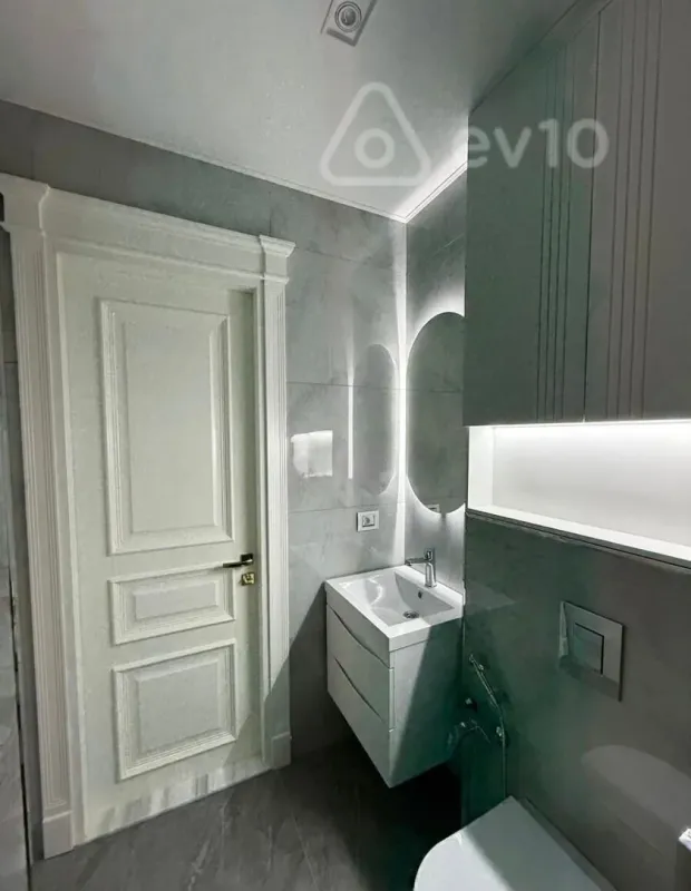 Satılır 4 otaqlı yeni tikili 179 m²