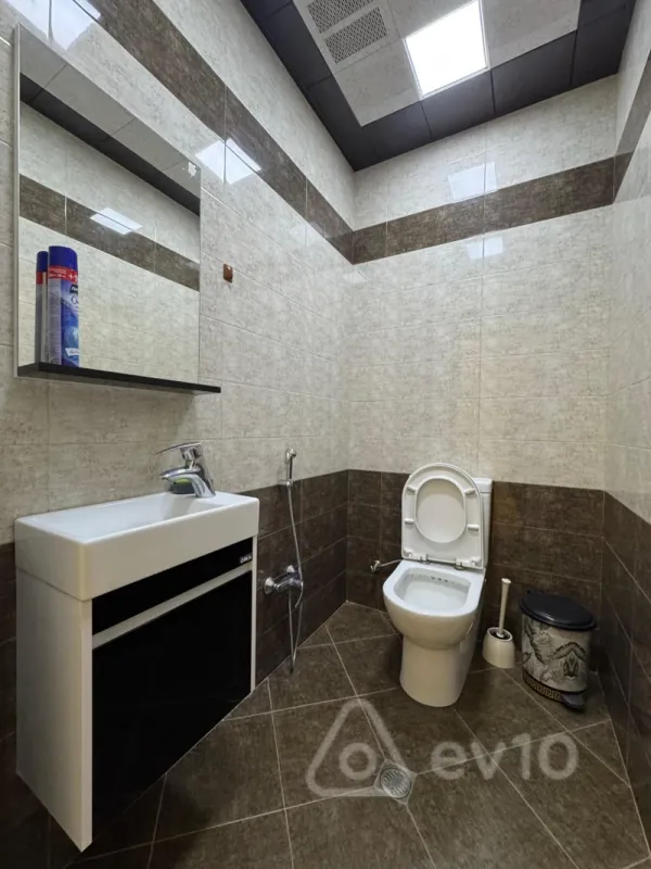 Kirayə verilir 2 otaqlı yeni tikili 100 m²