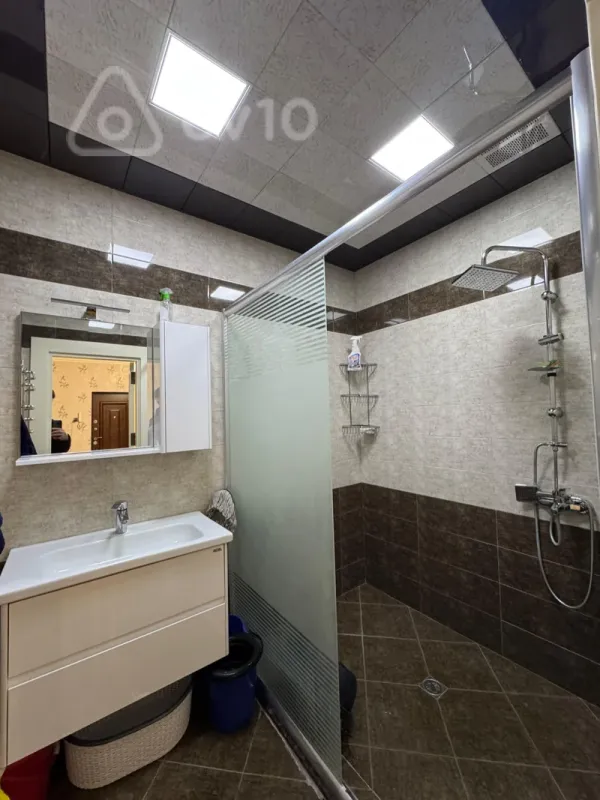 Kirayə verilir 2 otaqlı yeni tikili 100 m²